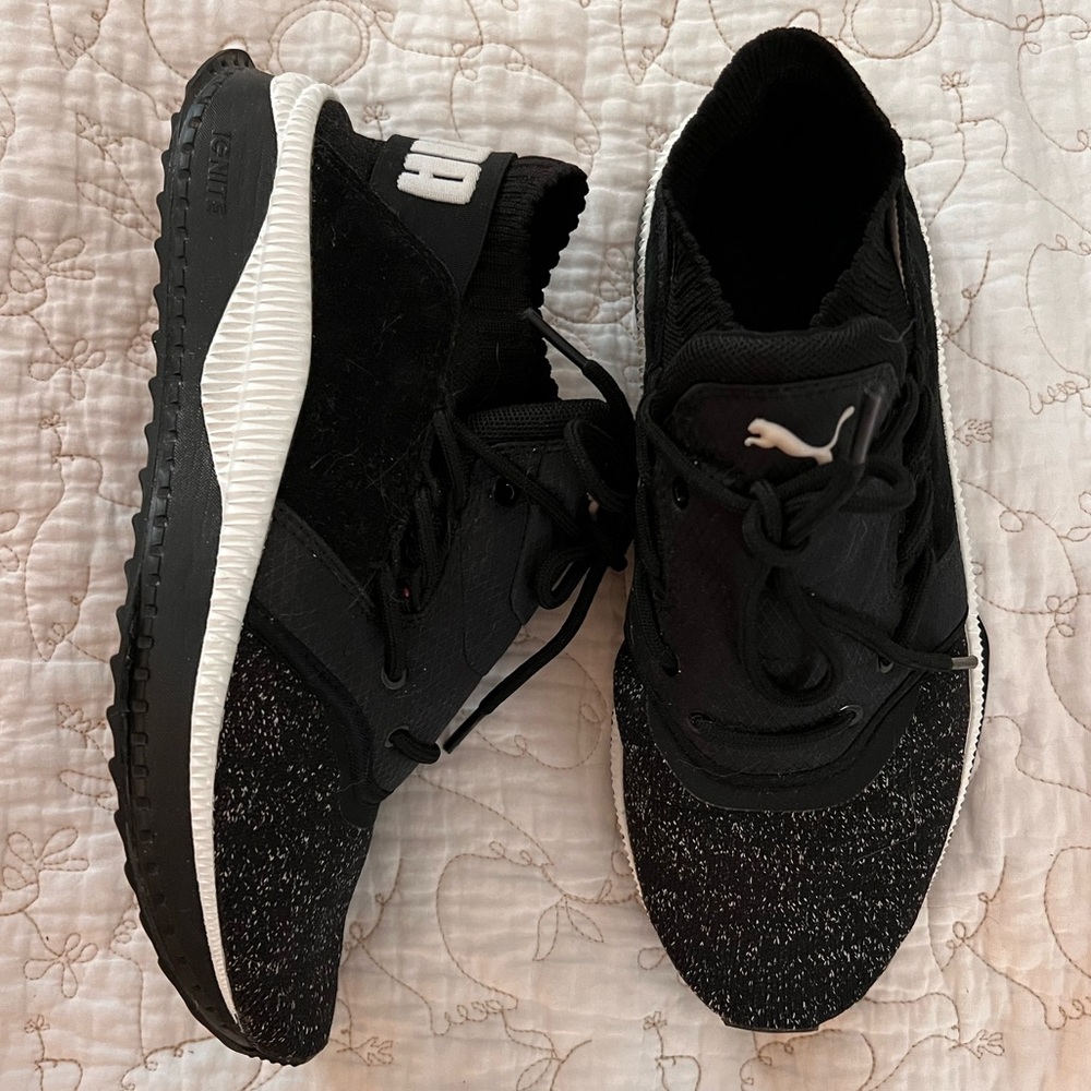 Puma sneakers size 7